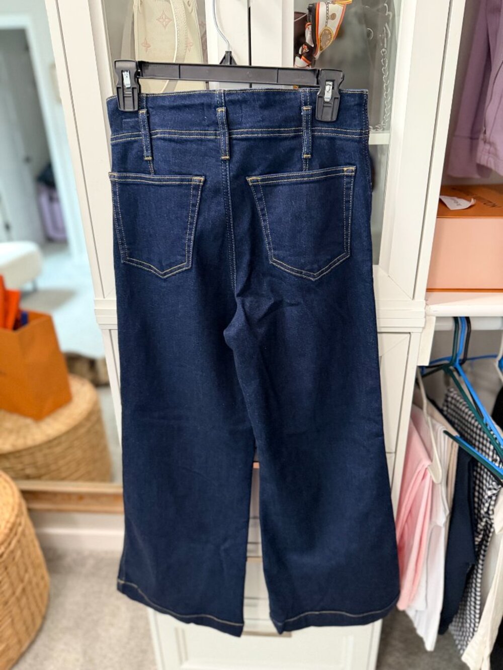 FRAME jeans NEVER WORN - Picture 5 of 8